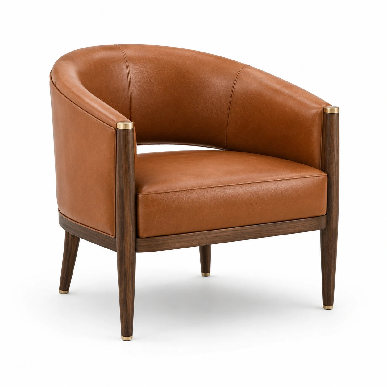 Fauteuil en cuir marron avec structure en bois et laiton